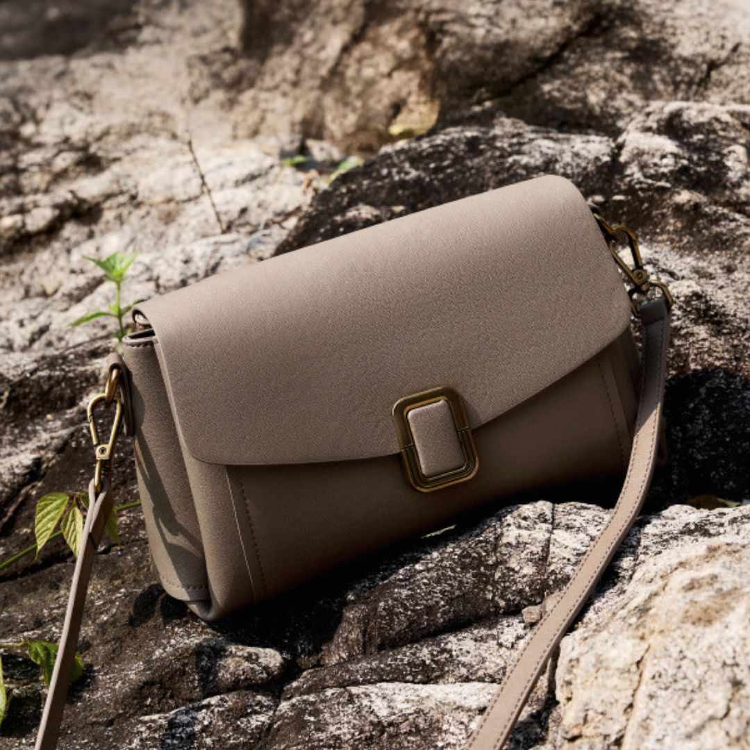 Velanci Sable Étoile Luxe Handbag