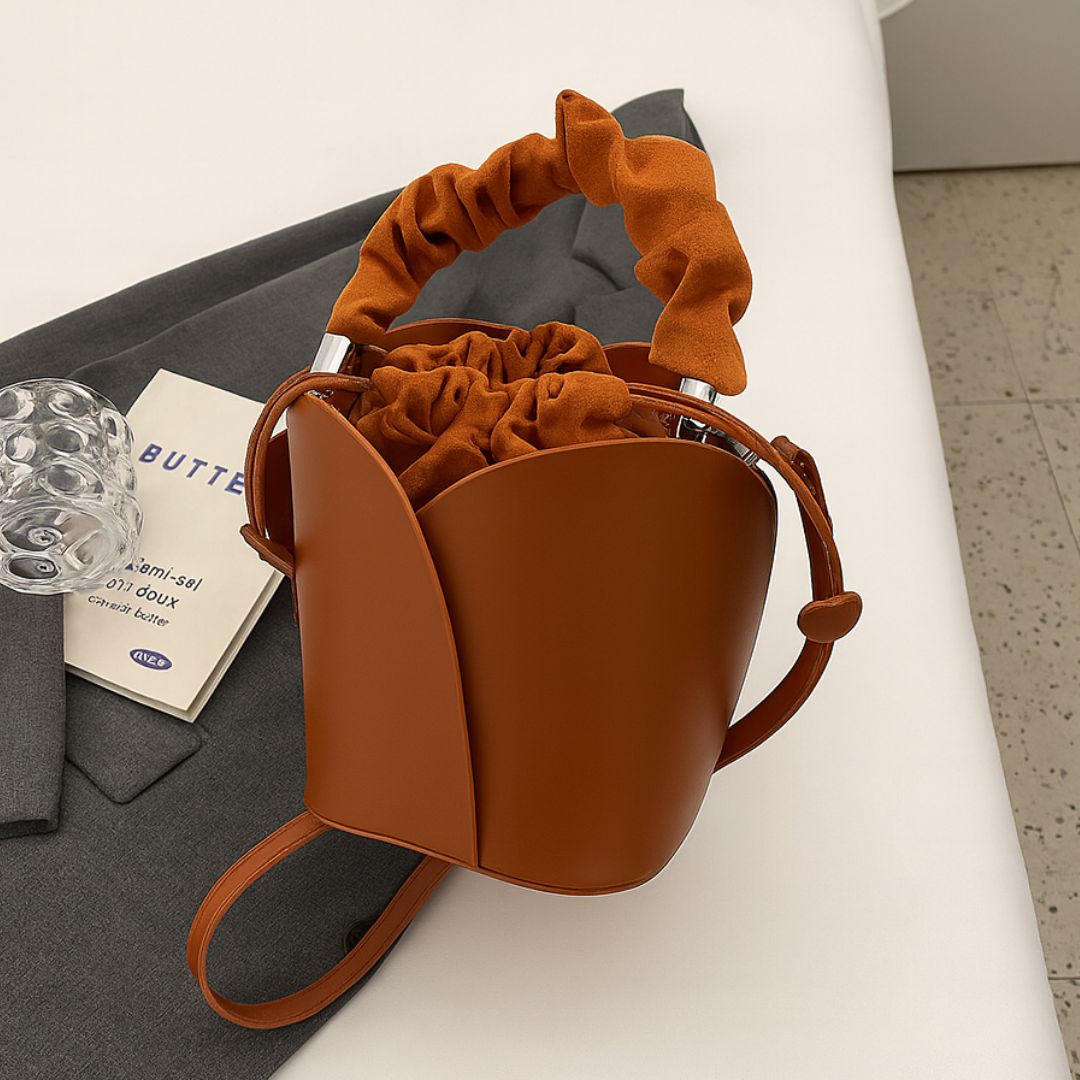 Tranquil Empress Leather Handbag