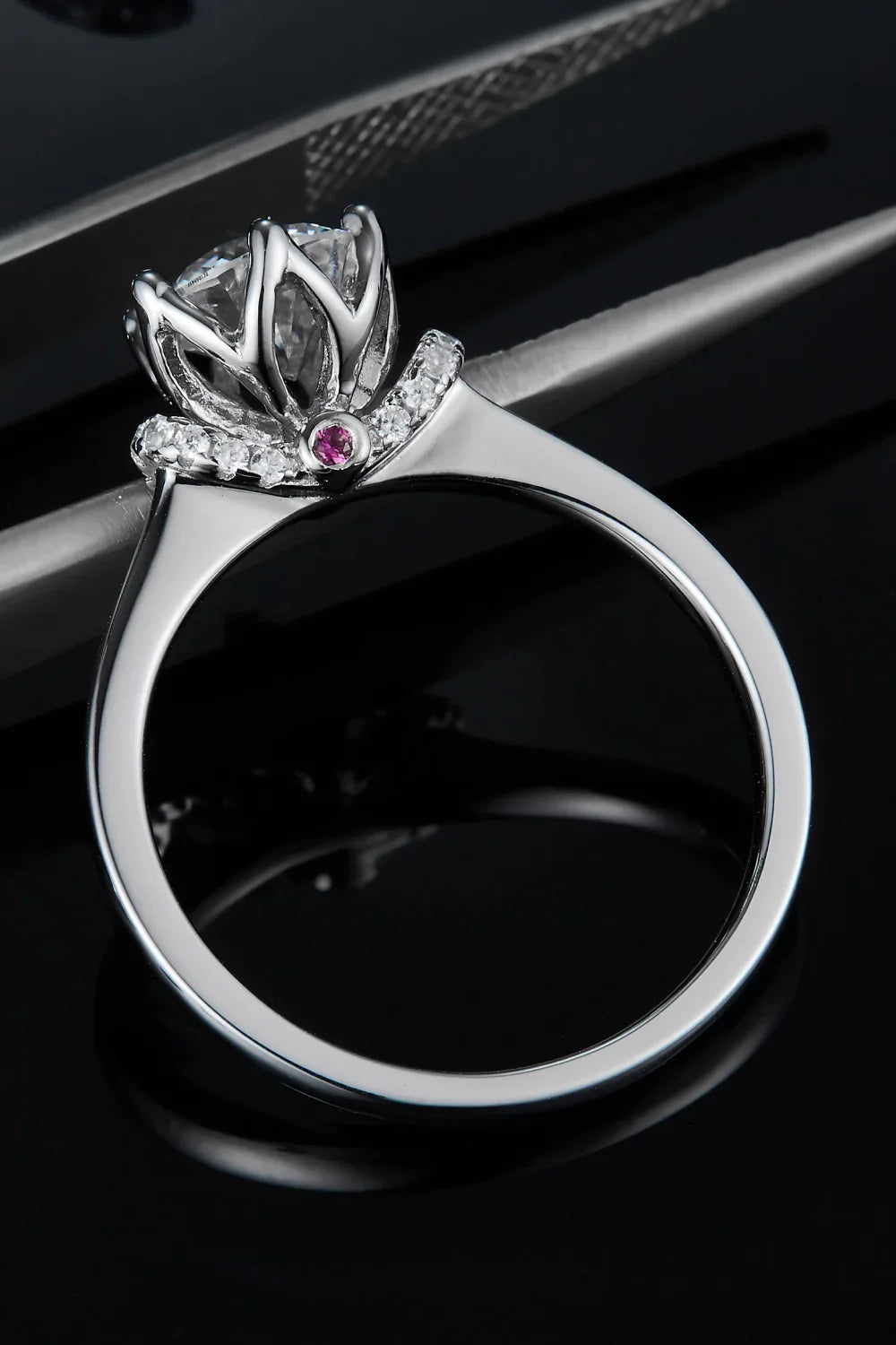 Ring Bianca - 1 Carat Moissanite Crown Sterling Silver Shine Women's Ring Velanci