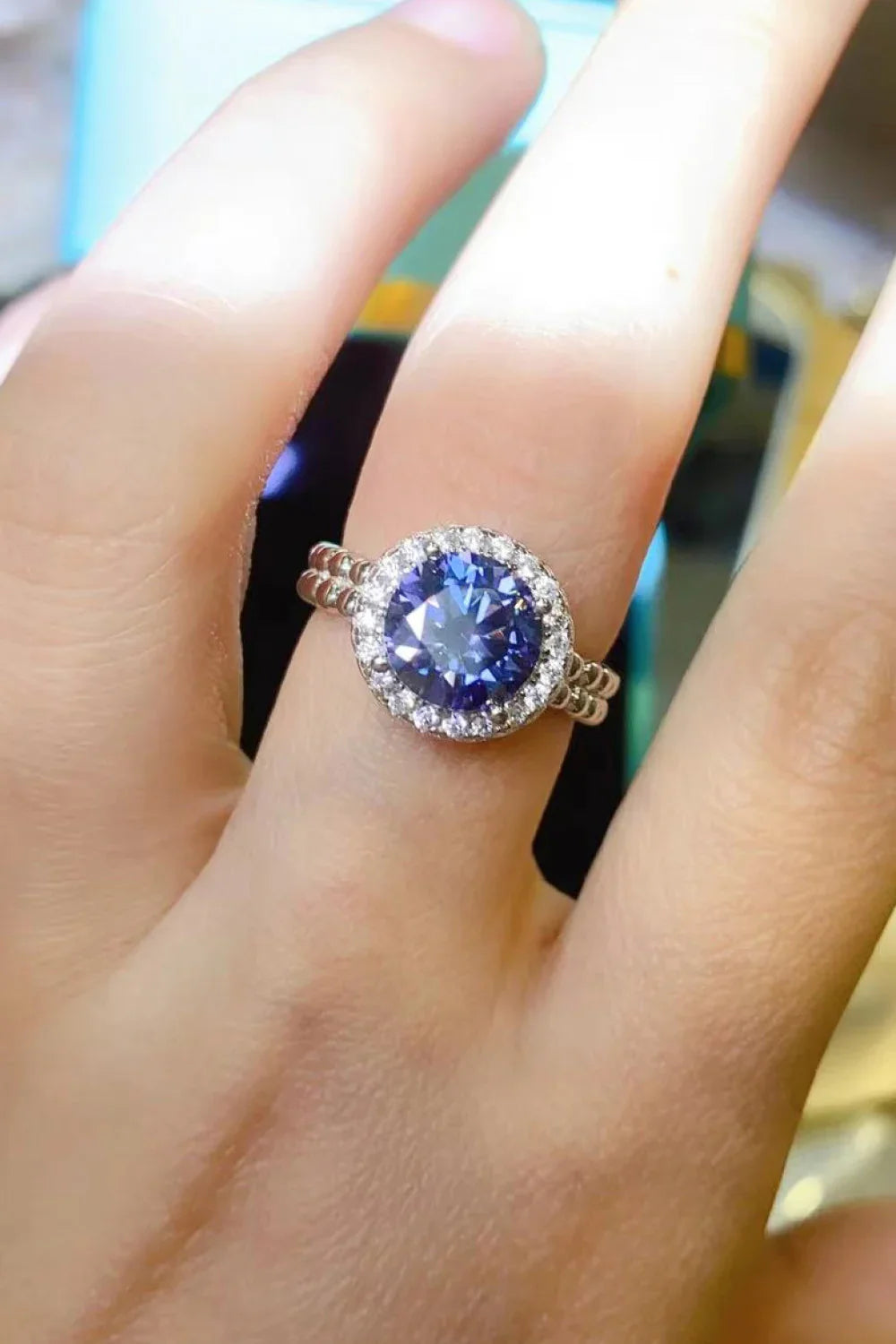 Ring Isabella - 2ct Moissanite, Platinum-Plated Elegance Women's Ring Velanci
