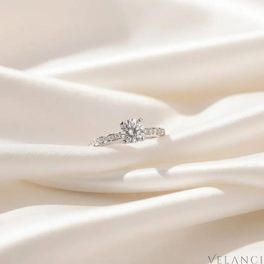 Ring Lucia - 1 Carat Moissanite Sterling Silver Sparkle Velanci