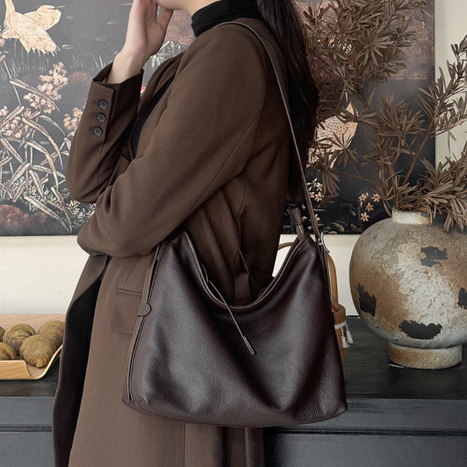 High-End Retro Genuine Leather Shoulder Bag for Women