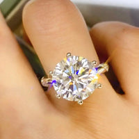 5 Carat Moissanite 6-Prong Ring Isabella - Sparkle Women's Ring Velanci