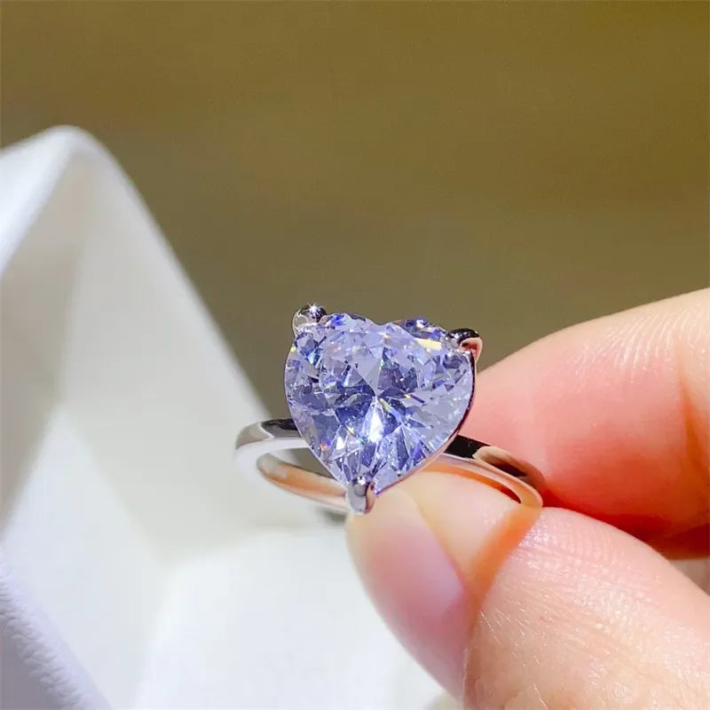 Ring Valentina - 5 Carat Heart Moissanite Sterling Silver Women's Ring Velanci