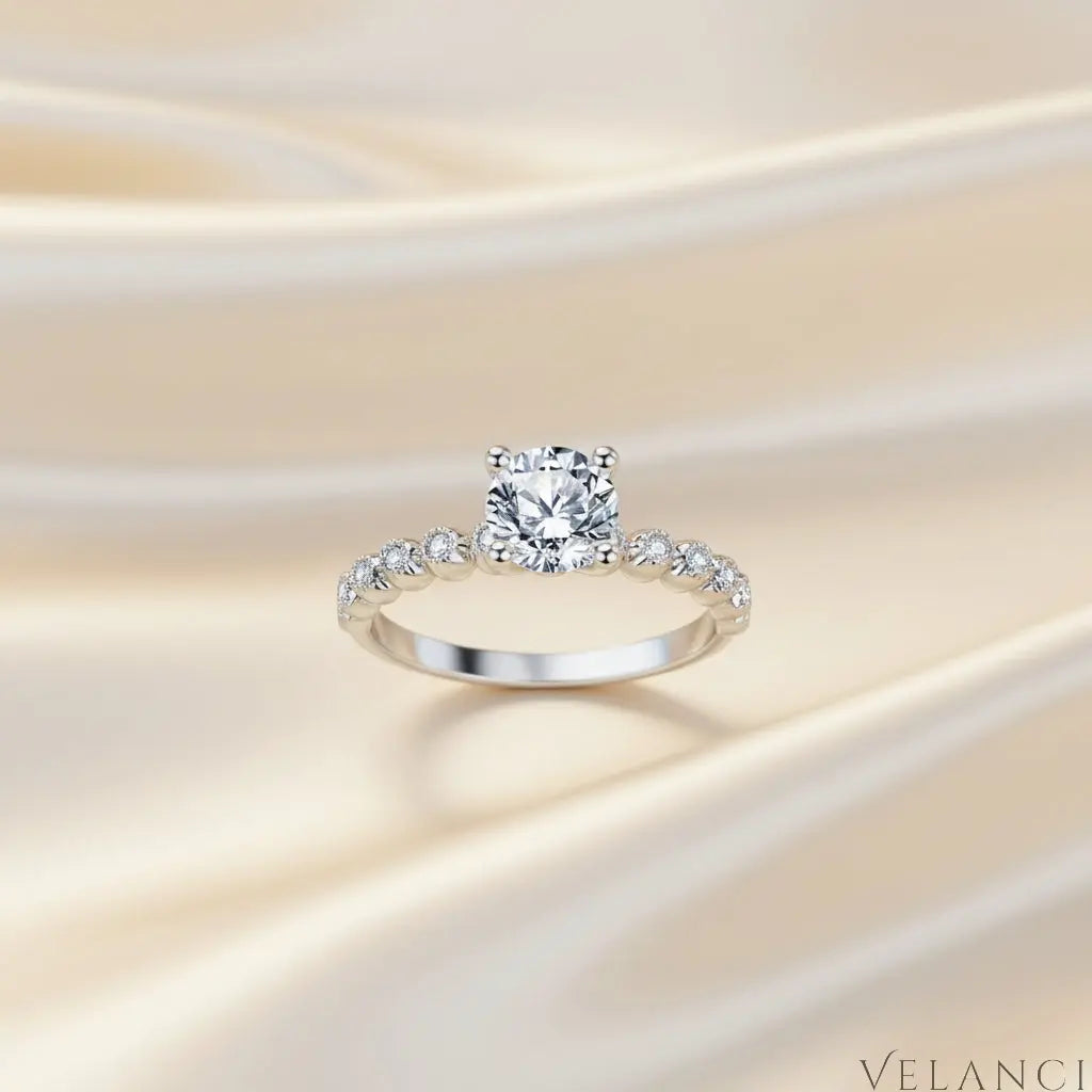 Ring Giulia - 1ct Moissanite in 4-Prong Sterling Silver Velanci