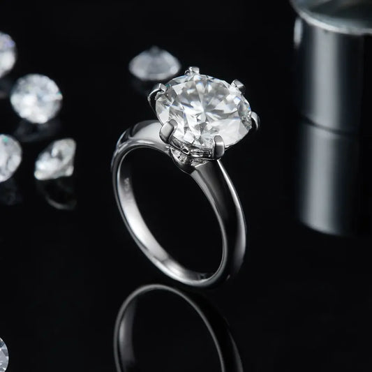 Ring Giulia - Platinum-Plated 5 Carat Moissanite Shine Women's Ring Velanci
