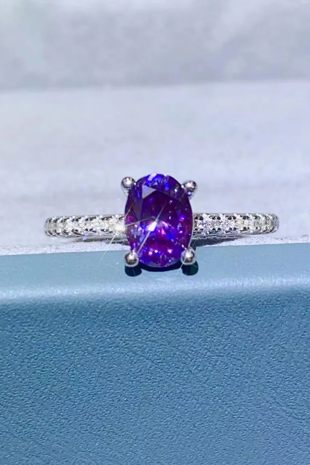 Ring Isabella - Purple Moissanite 1ct, 4-Prong Band Women's Ring Velanci