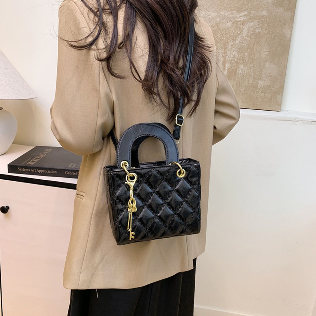 Velanci de Reine Leather Handbag - A Statement of Regal Elegance