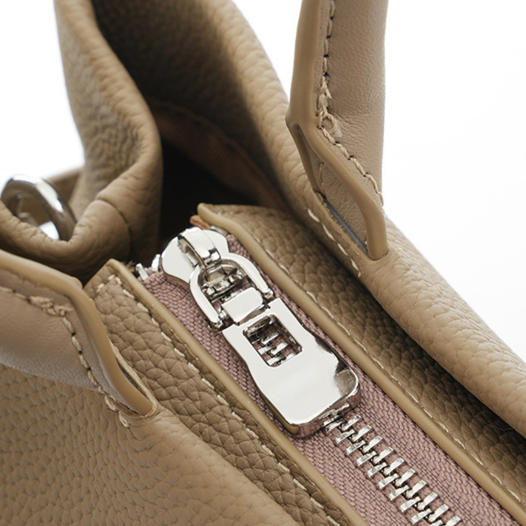 Velanci Suprême Leather Handbag: A Masterpiece of Elegance