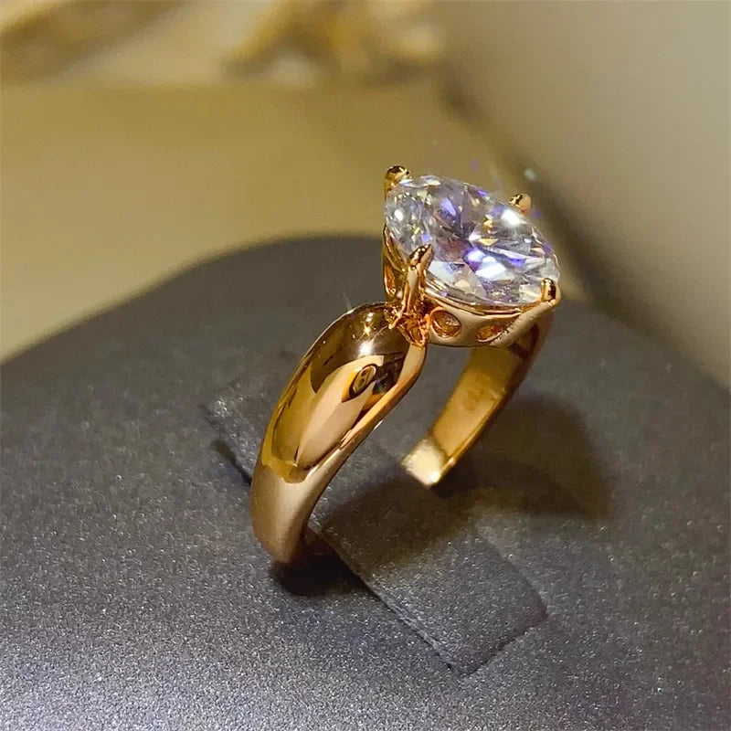 Ring Alessia - 2 Carat Moissanite Sterling Silver Band Women's Ring Velanci