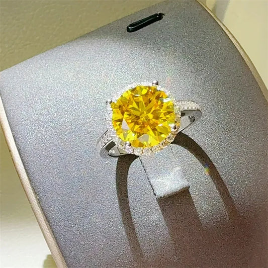 Ring Giada - 3 Carat Moissanite Halo Zircon Accents Women's Ring Velanci