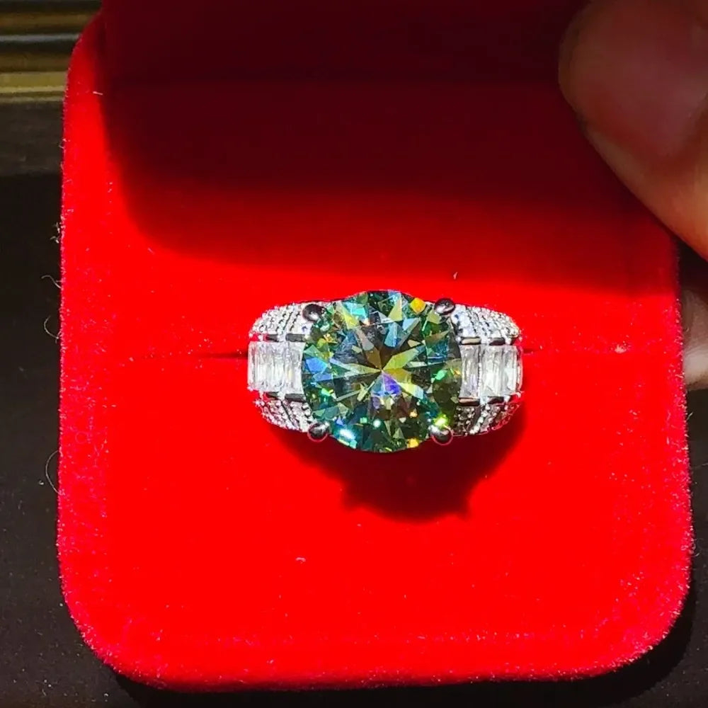 5 Carat Moissanite Ring Giovanna - Emerald Sparkle Women's Ring Velanci