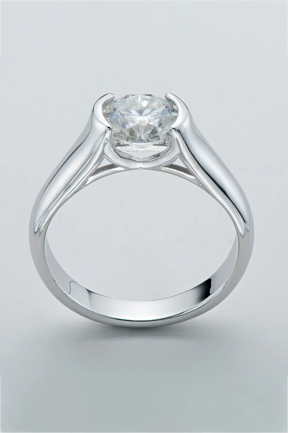 Ring Alessia - 2 Carat Moissanite, Platinum-Plated Women's Ring Velanci