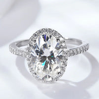 4.5 Carat Moissanite Halo Ring Giulia - Minimalist Sparkle Women's Ring Velanci