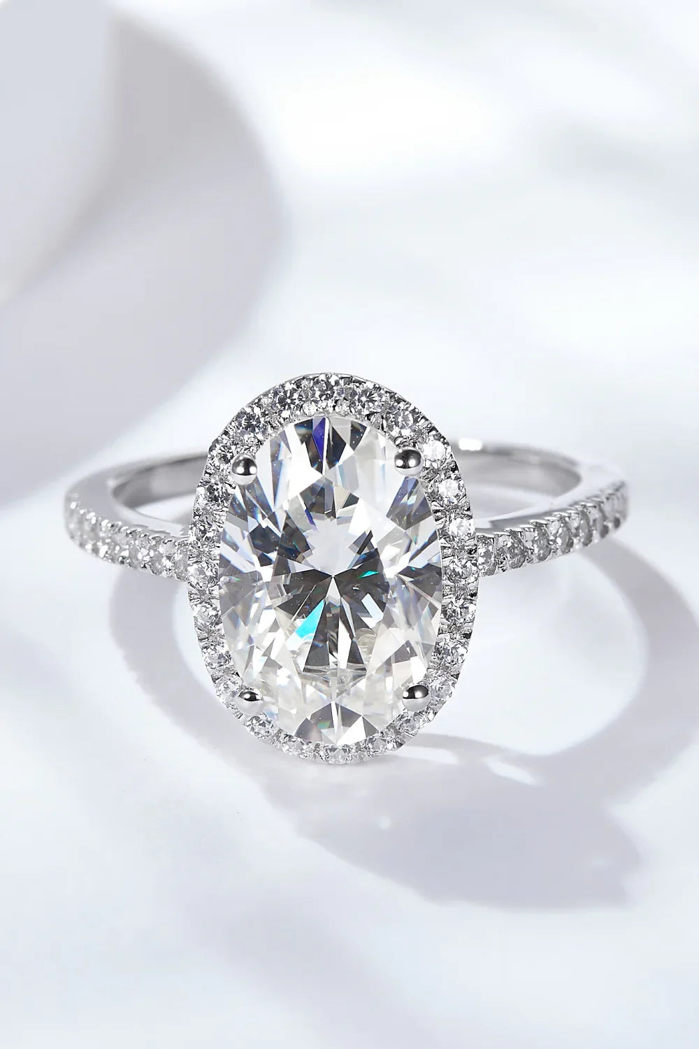 4.5 Carat Moissanite Halo Ring Giulia - Minimalist Sparkle Women's Ring Velanci