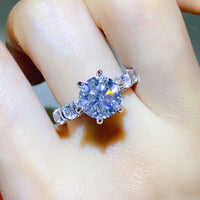 Ring Giovanna - 3 Carat Moissanite Sterling Silver Shine Women's Ring Velanci