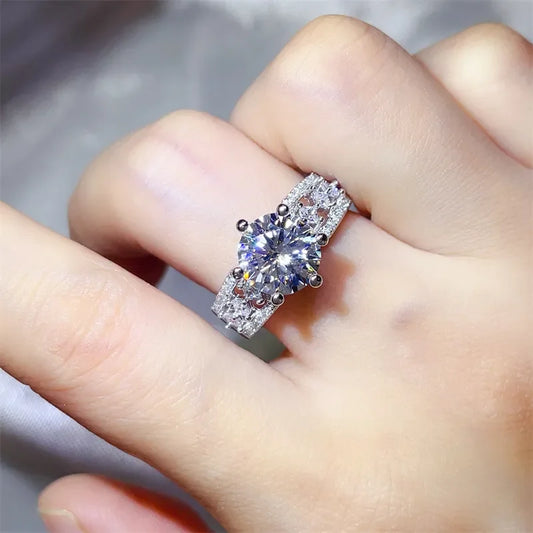 3 Carat Moissanite Ring Giulia - Platinum-Plated Halo Women's Ring Velanci