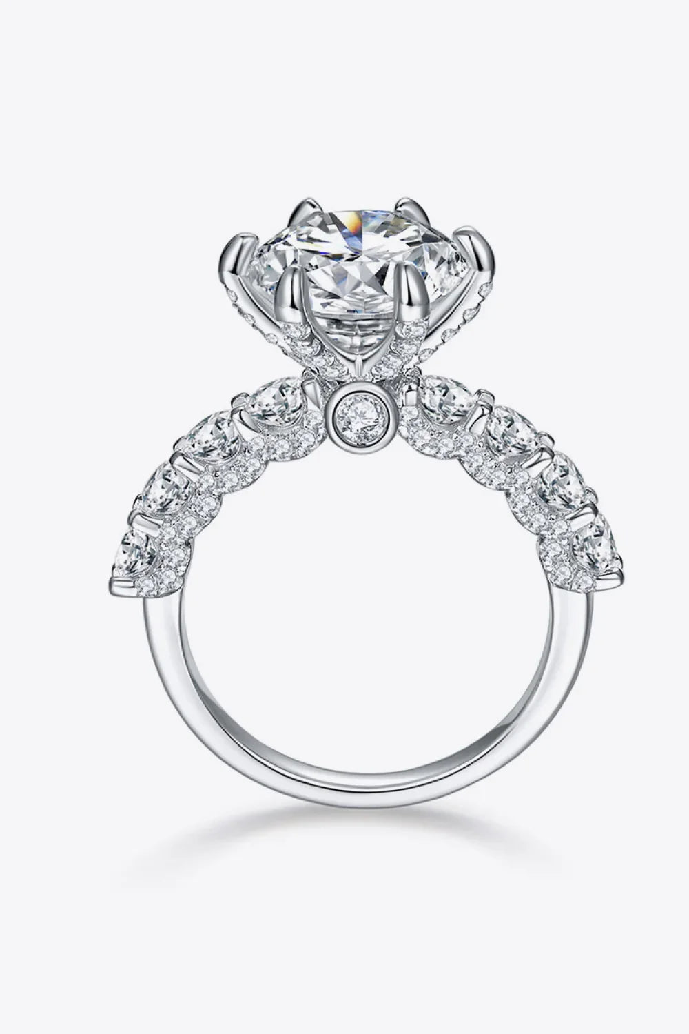 Minimalist Ring Isabella - 5ct Moissanite Halo Sparkle Women's Ring Velanci
