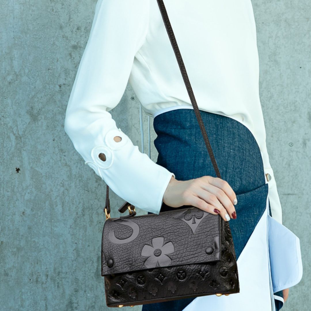 Velanci Éternelle Handbag: Timeless Elegance in Leather