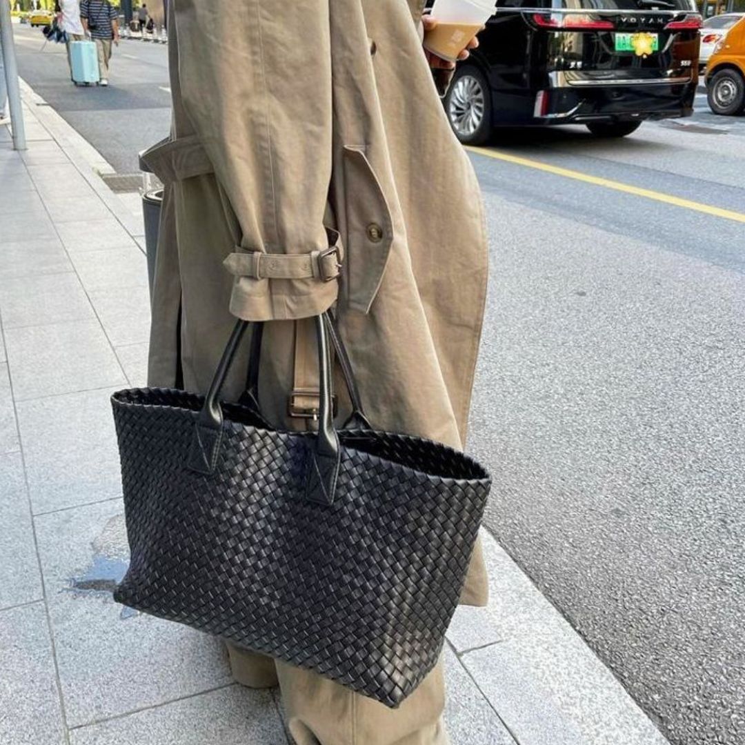 Velanci Nocturne Leather Handbag