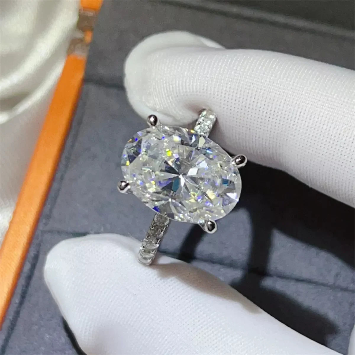 Ring Alessia - 8 Carat Moissanite, Pt-Plated Silver Women's Ring Velanci