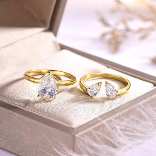 2-Piece 1.75ct Teardrop Moissanite Ring Set Giovanna - Shine Women's Ring Velanci