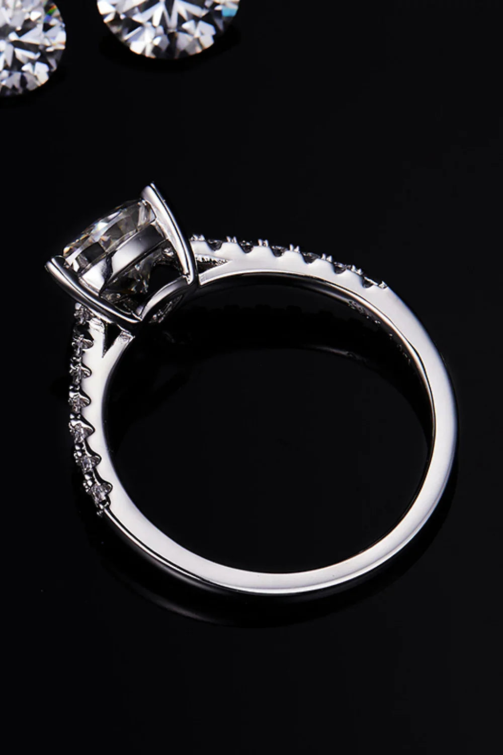 Ring Raffaella - 1ct Triangle Moissanite Silver Band Women's Ring Velanci