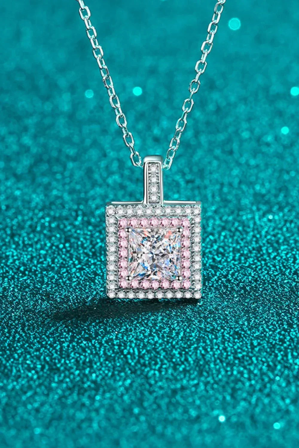 1 Carat Moissanite Square Pendant Necklace - Elegant Sparkle Velanci