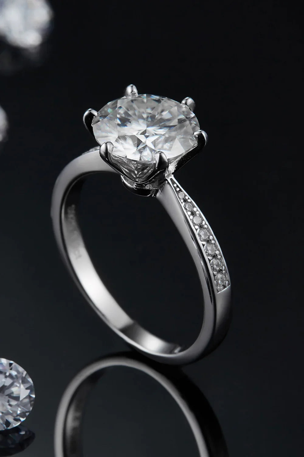 Moissanite Side Stone Ring Bianca - 3ct Minimalist Sparkle Women's Ring Velanci