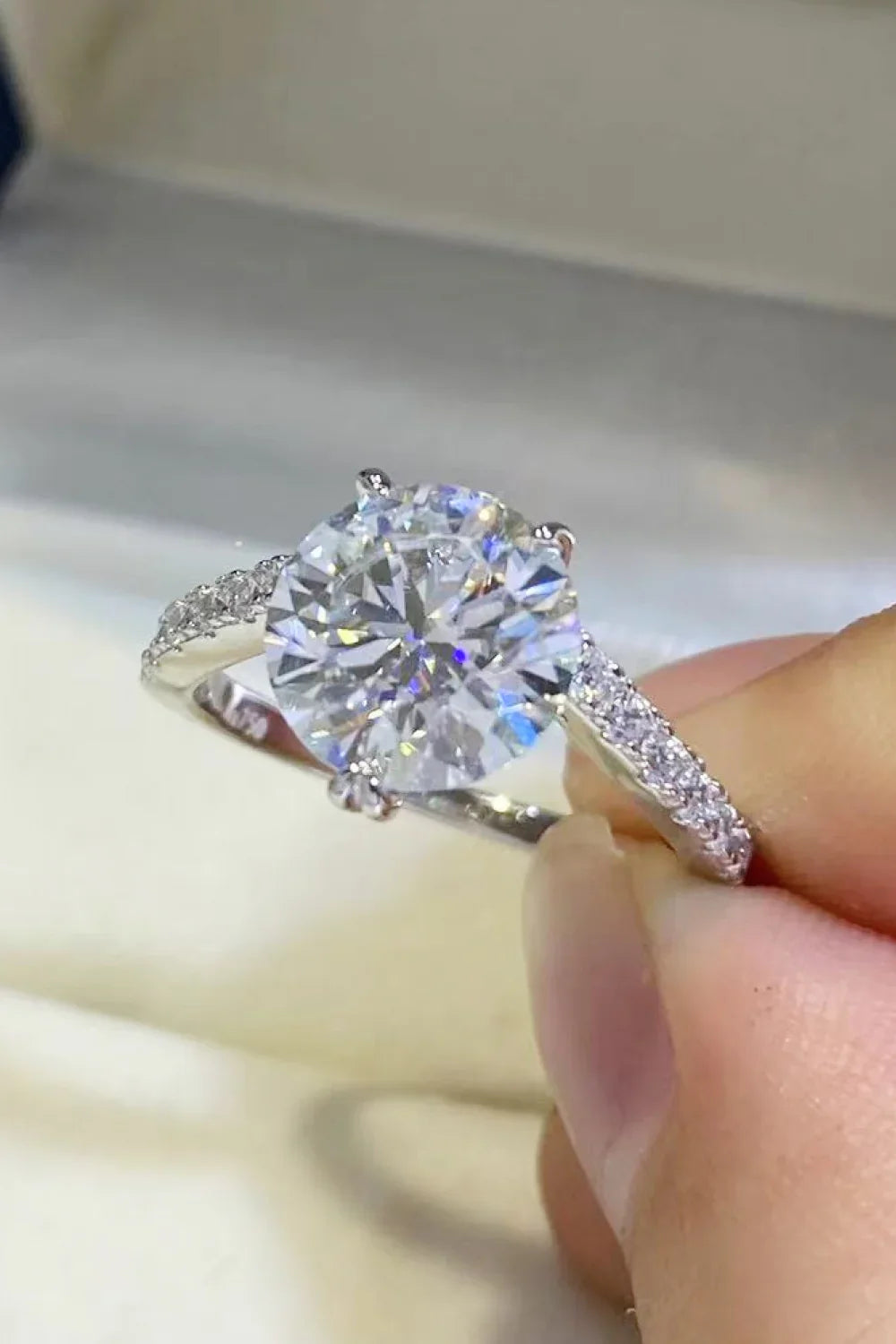 Ring Sofia - Minimalist 3 Carat Moissanite Sterling Silver Women's Ring Velanci
