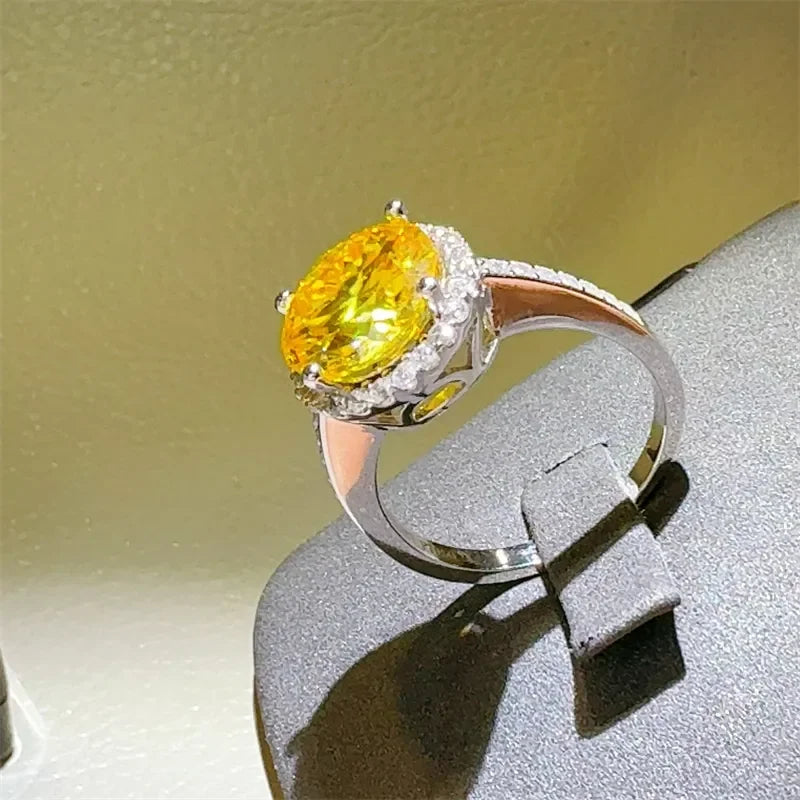 Ring Giada - 3 Carat Moissanite Halo Zircon Accents Women's Ring Velanci