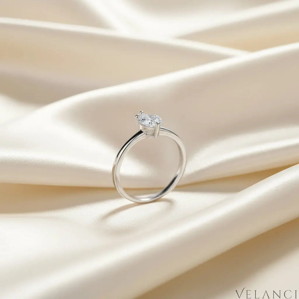Sterling Silver Heart Moissanite Ring Bianca - Solitaire Velanci