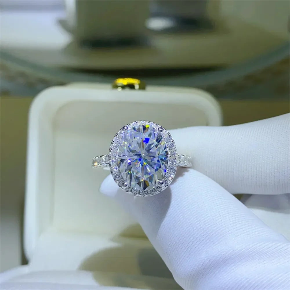 Ring Arianna - 5 Carat Moissanite Halo, Sparkling Brilliance Women's Ring Velanci