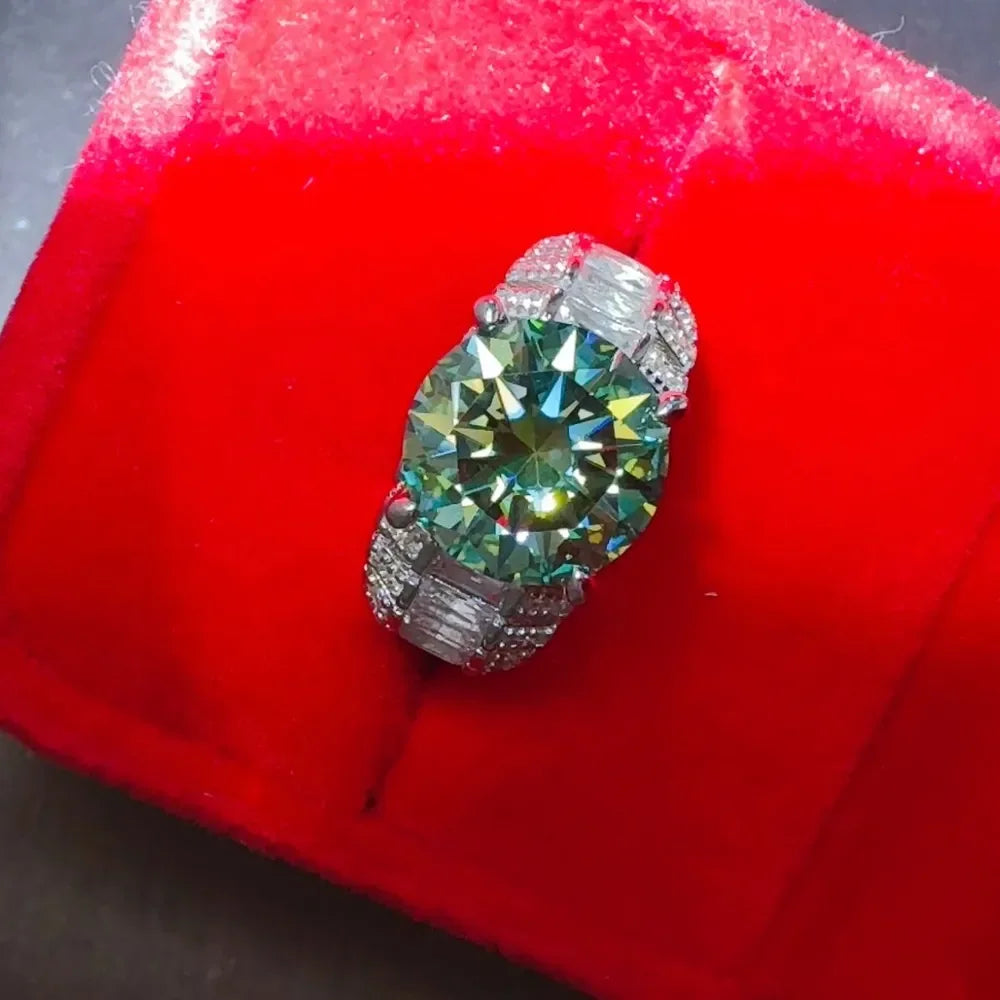 5 Carat Moissanite Ring Giovanna - Emerald Sparkle Women's Ring Velanci