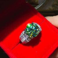 5 Carat Moissanite Ring Giovanna - Emerald Sparkle Women's Ring Velanci