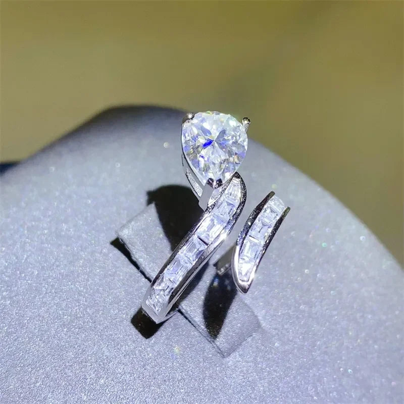 Ring Alessia - 3 Carat Moissanite Zircon Silver Bypass Women's Ring Velanci