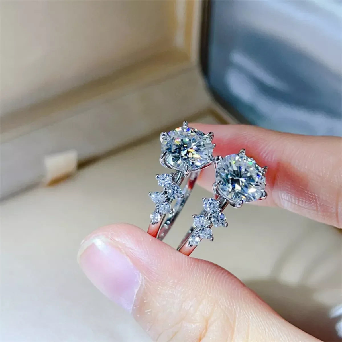 Ring Giada - 3ct Moissanite, Platinum-Plated Sterling Silver Women's Ring Velanci