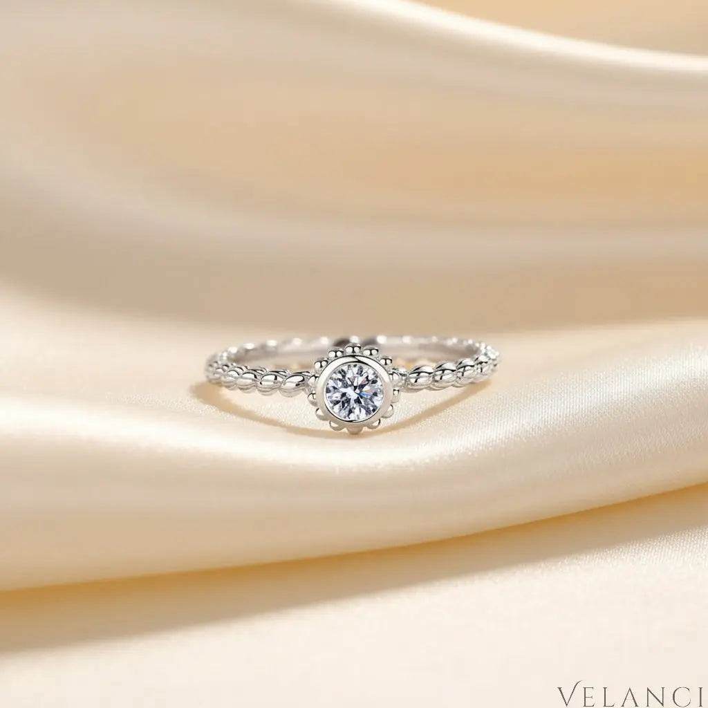 Ring Alessia - Delicate Moissanite Shine Rhodium Finish Velanci