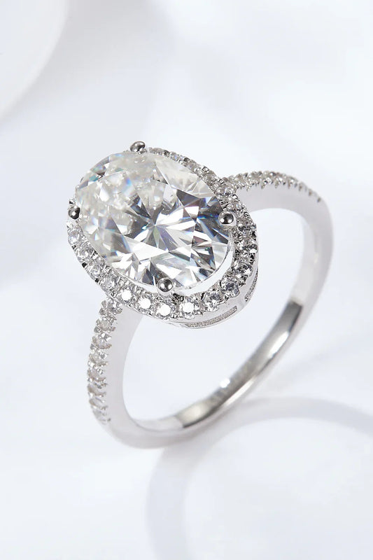 4.5 Carat Moissanite Halo Ring Giulia - Minimalist Sparkle Women's Ring Velanci