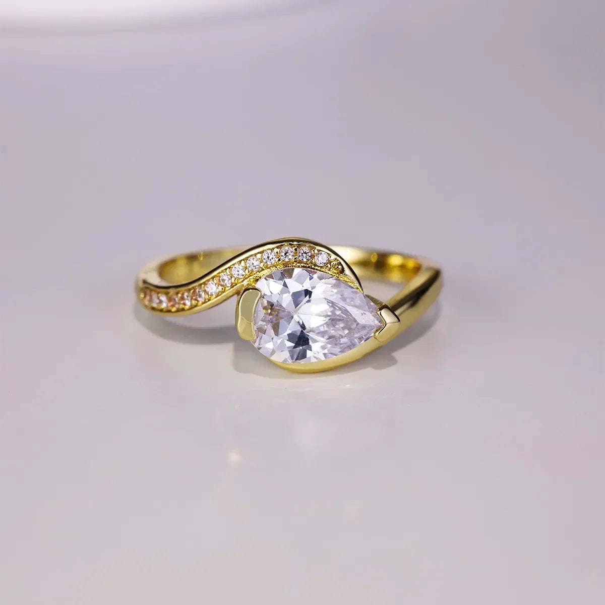 Ring Giulia - 1.5 Carat Moissanite, Curved Pavé Band Women's Ring Velanci