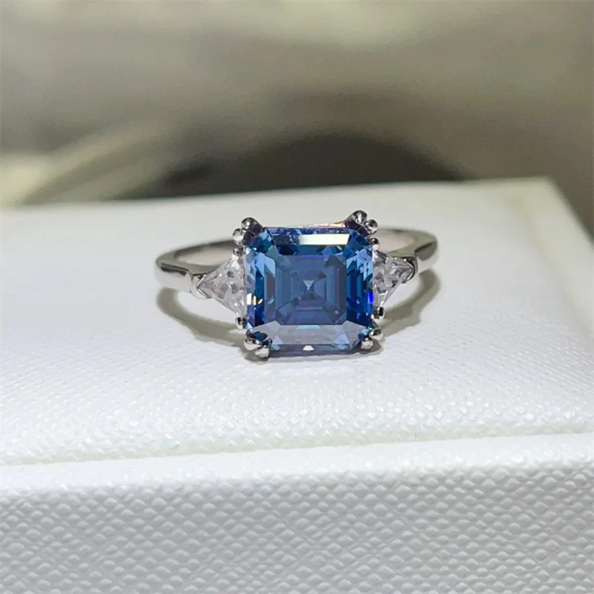 Ring Alessia - Sterling Silver 3 Carat Blue Moissanite Women's Ring Velanci