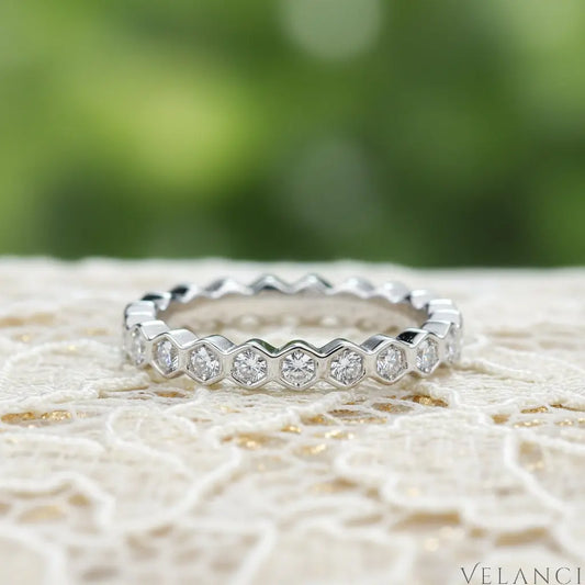 Moissanite Eternity Ring Alessia - Eternal Sparkle Velanci