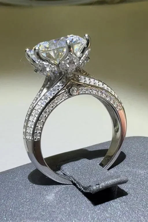 Sterling Silver Moissanite Ring Lucia - 5 Carat Brilliance Women's Ring Velanci