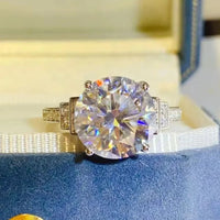 Ring Giulia - 5 Carat Moissanite Sterling Silver Band Women's Ring Velanci