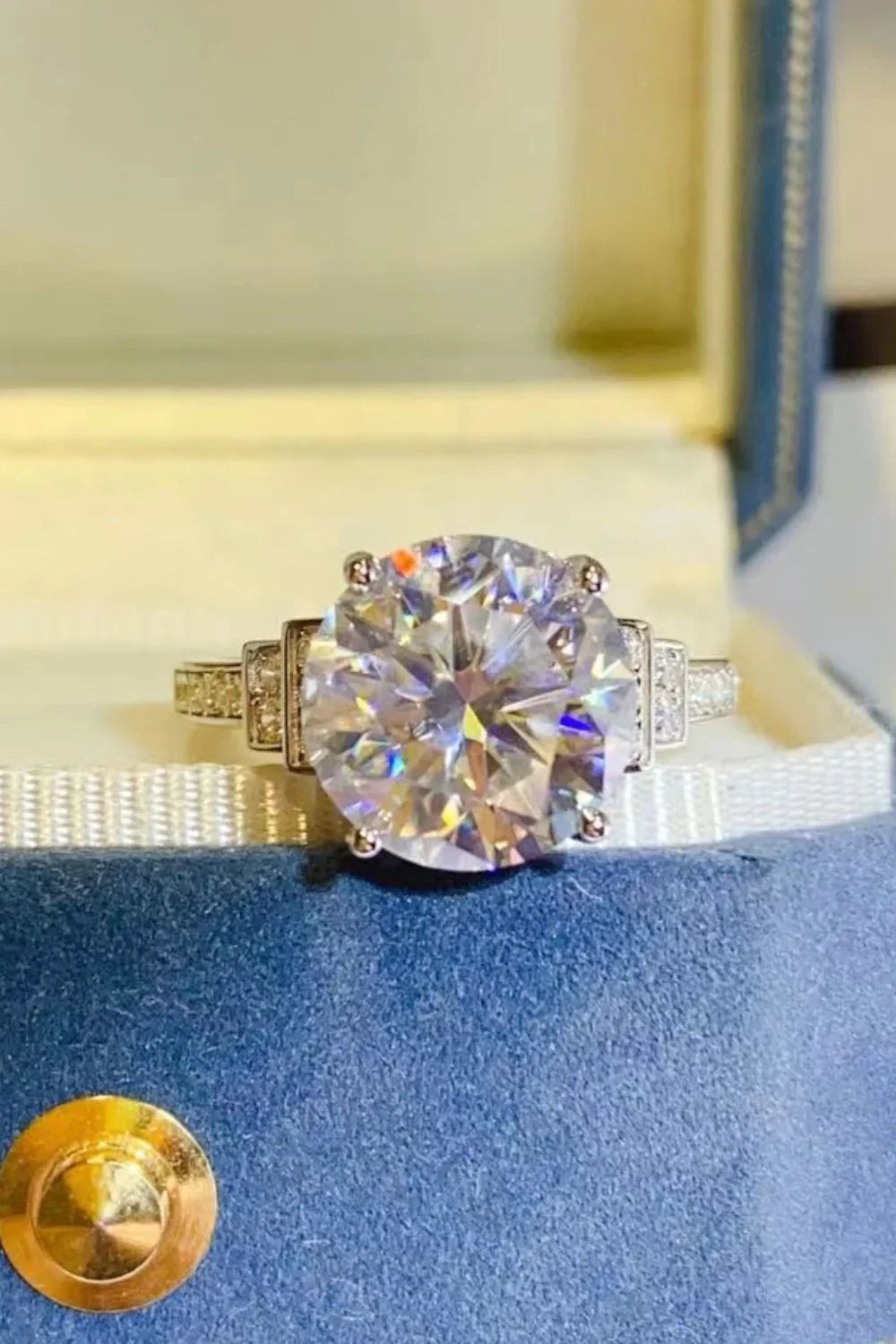Ring Giulia - 5 Carat Moissanite Sterling Silver Band Women's Ring Velanci