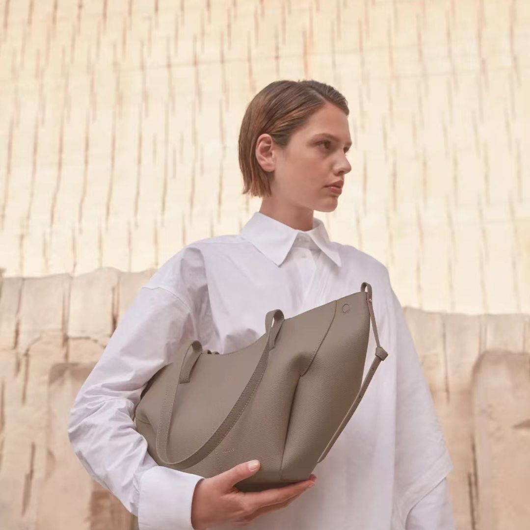 Velanci Noir Éminence Luxury Handbag