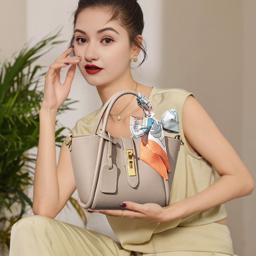 Velanci Noir Royale Leather Handbag