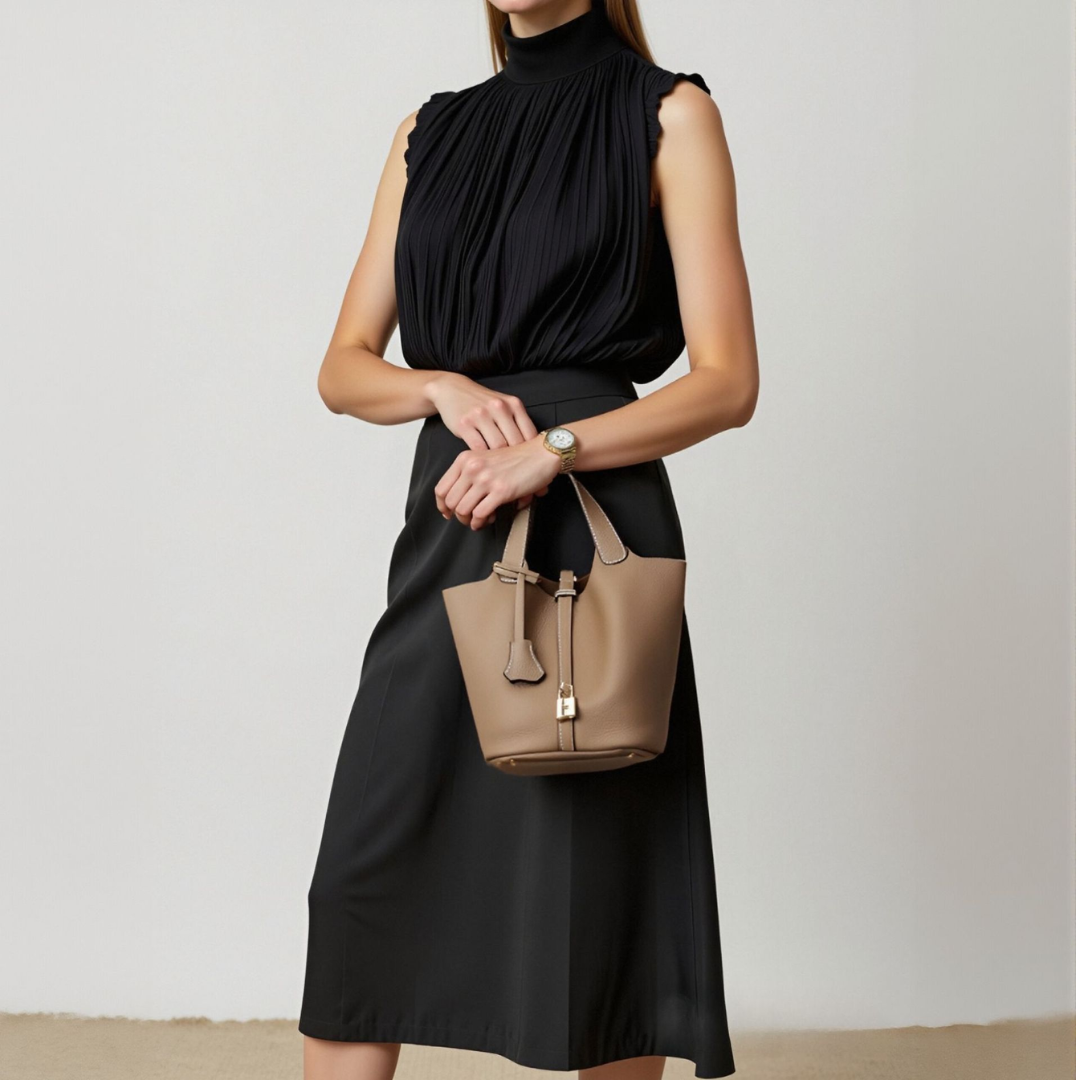 Dawn Thicket Leather Handbag: A Symphony of Elegance