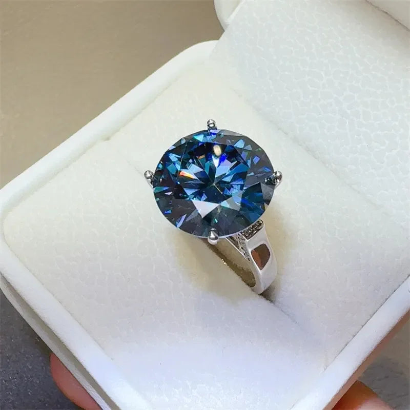 Ring Alessia - 10ct Silver Moissanite Coastal Shine Women's Ring Velanci