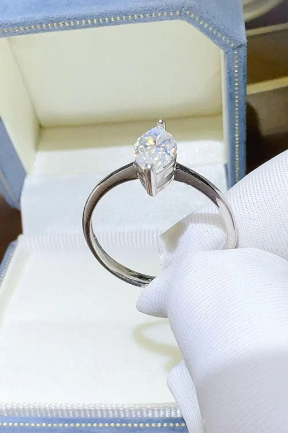 Moissanite Ring Isabella - 2 Carat Marquise Brilliance Women's Ring Velanci
